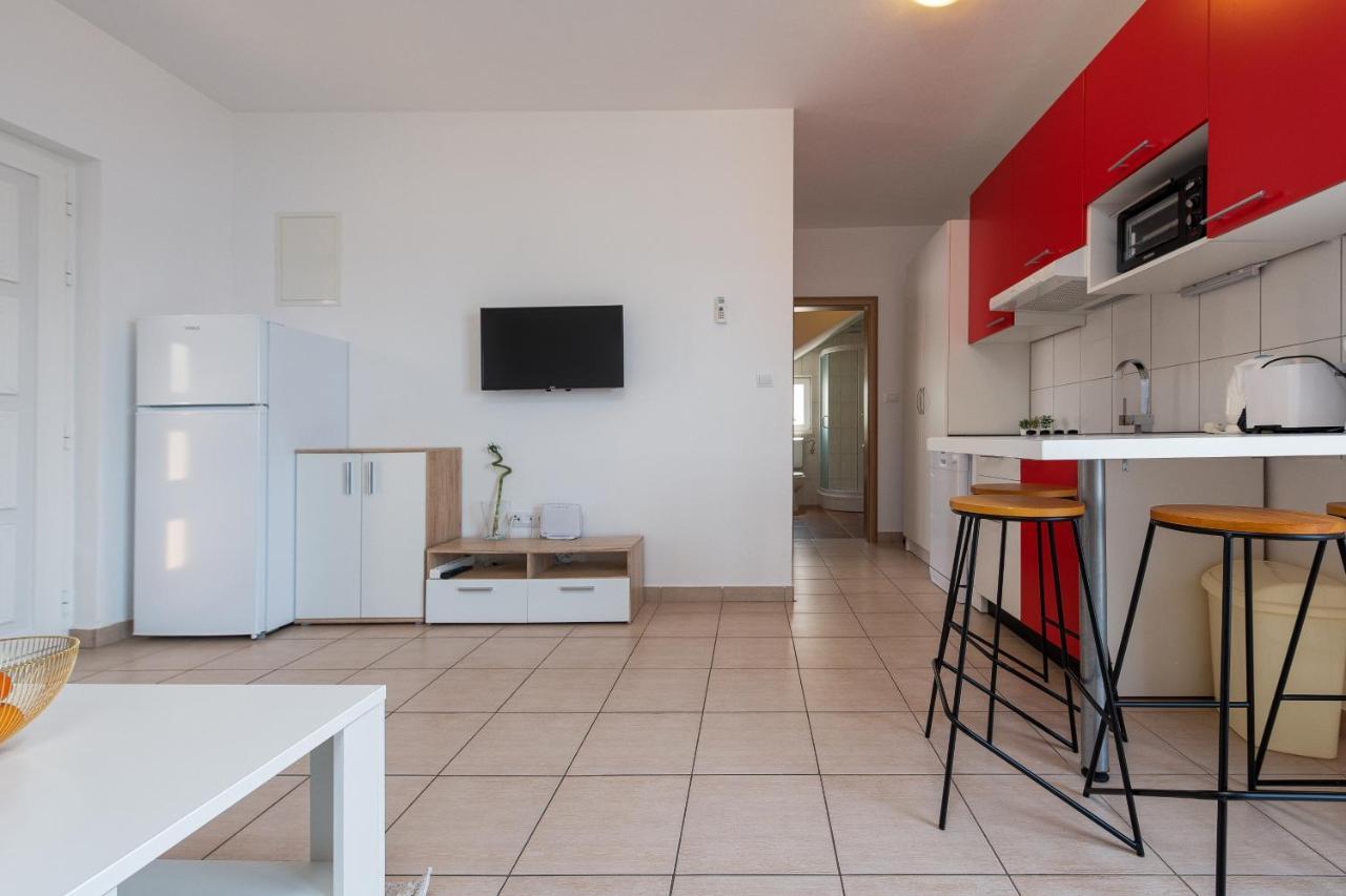 Villa Mona Apartments Ražanj 외부 사진